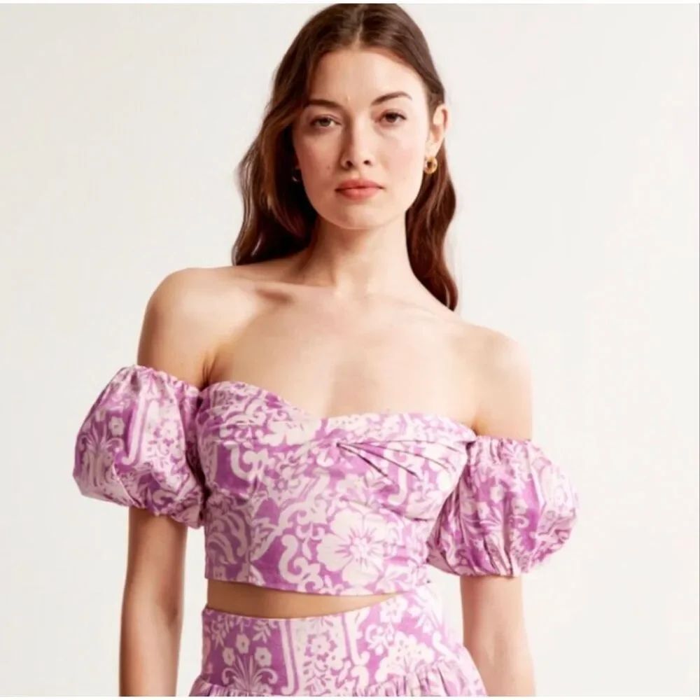 NWT Abercrombie & Fitch Floral Puff Sleeve Crop Top Lilac White Size L Milkmaid